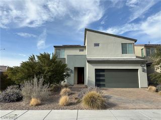 6915 Fordham Creek Street, North Las Vegas, NV 89084