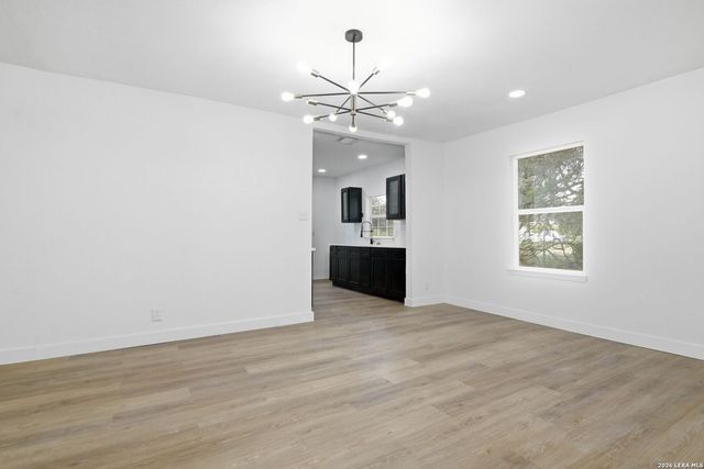 24173 US HIGHWAY 281 S, San Antonio, TX 78264