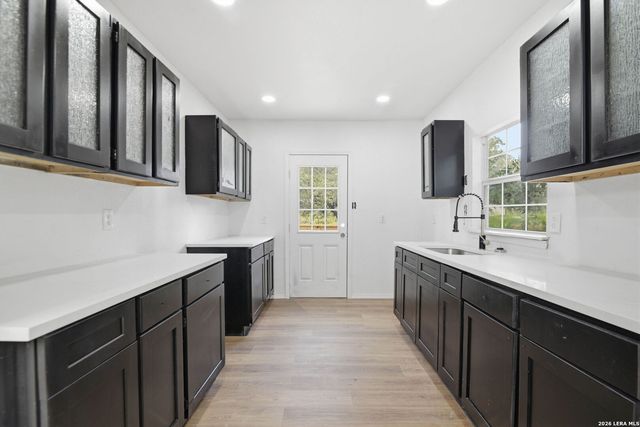 24173 US HIGHWAY 281 S, San Antonio, TX 78264
