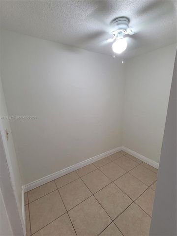 3425 SW 89th Ave 3427, Miami, FL 33165