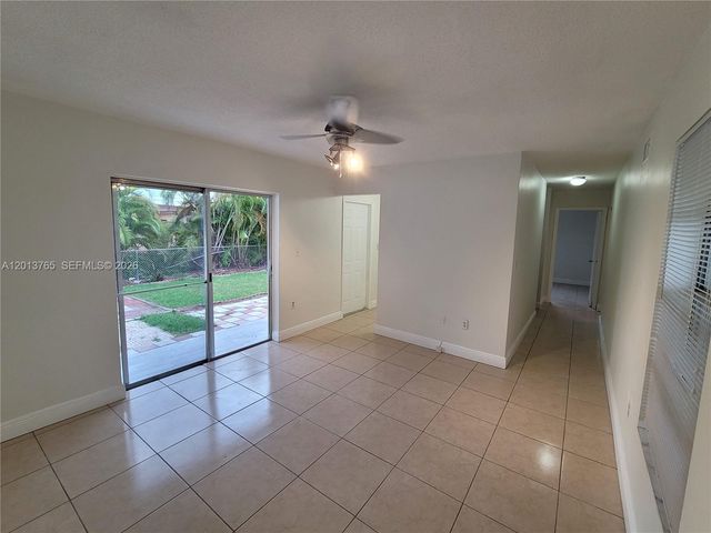 3425 SW 89th Ave 3427, Miami, FL 33165