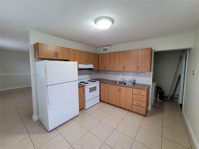 3425 SW 89th Ave 3427, Miami, FL 33165