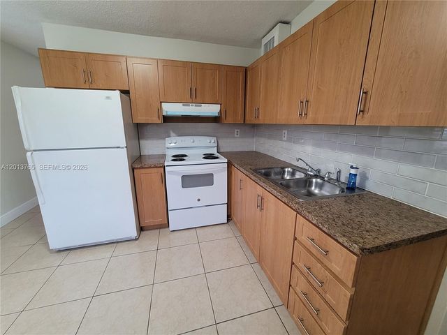 3425 SW 89th Ave 3427, Miami, FL 33165