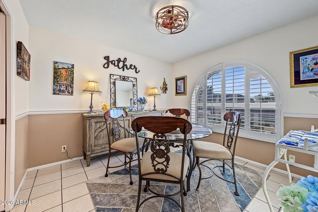 927 S PORTLAND Circle, Mesa, AZ 85206