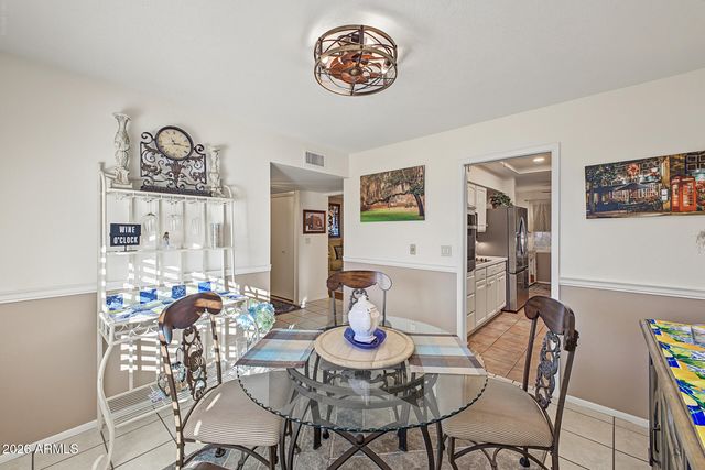927 S PORTLAND Circle, Mesa, AZ 85206