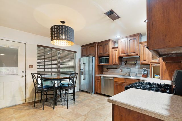 162 PR 35976, Arthur City, TX 75411