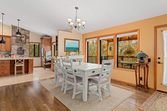 1710 NE Sunset Lane, Grants Pass, OR 97526