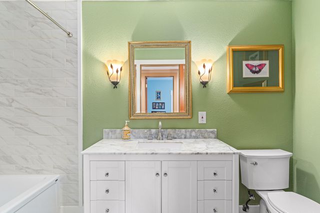 1710 NE Sunset Lane, Grants Pass, OR 97526