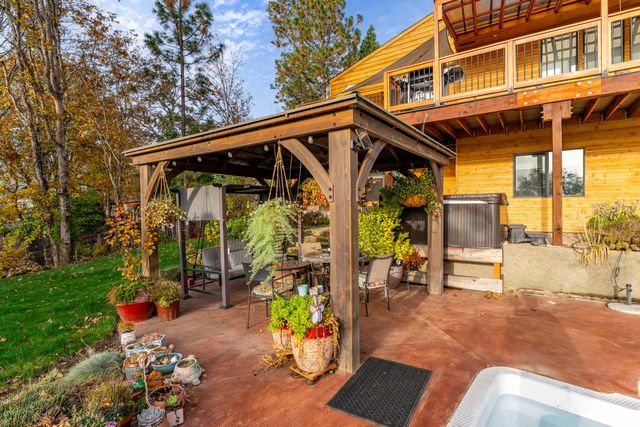 1710 NE Sunset Lane, Grants Pass, OR 97526