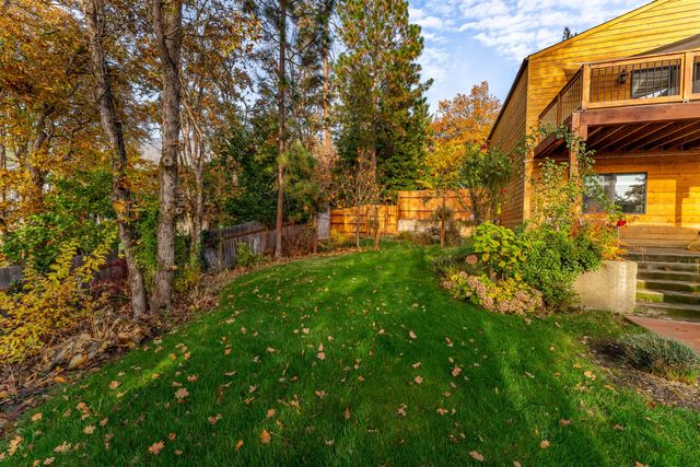 1710 NE Sunset Lane, Grants Pass, OR 97526