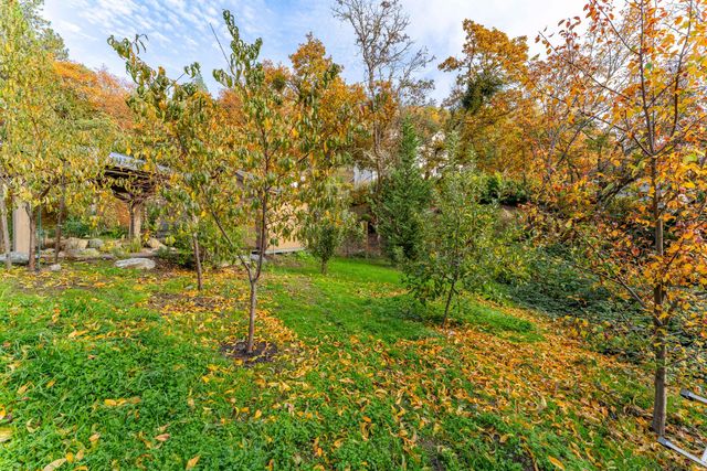 1710 NE Sunset Lane, Grants Pass, OR 97526