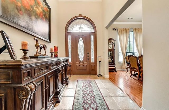 2050 E Oak Shores Drive, Cross Roads, TX 76227