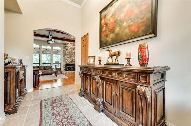 2050 E Oak Shores Drive, Cross Roads, TX 76227