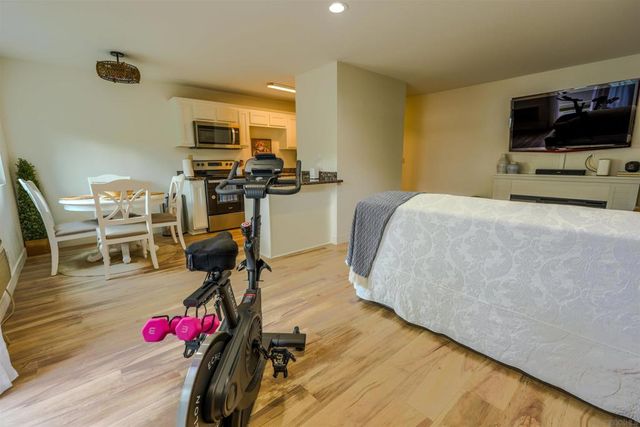 930 Peach Ave 2, El Cajon, CA 92021