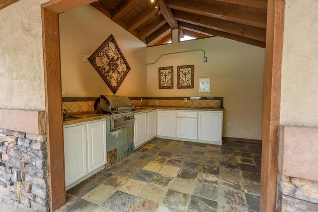 930 Peach Ave 2, El Cajon, CA 92021