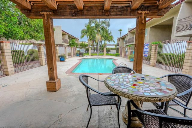 930 Peach Ave 2, El Cajon, CA 92021