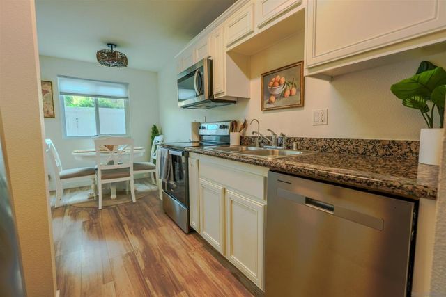 930 Peach Ave 2, El Cajon, CA 92021