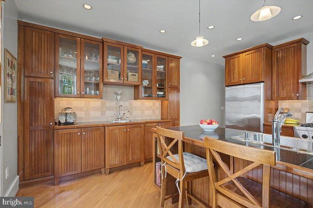 1323 WOODLAWN AVE, Wilmington, DE 19806