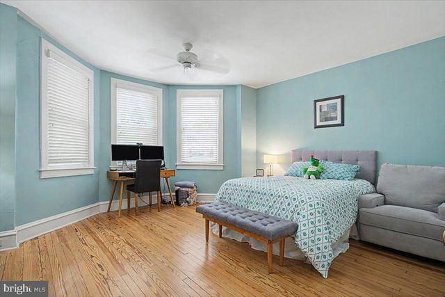 1323 WOODLAWN AVE, Wilmington, DE 19806