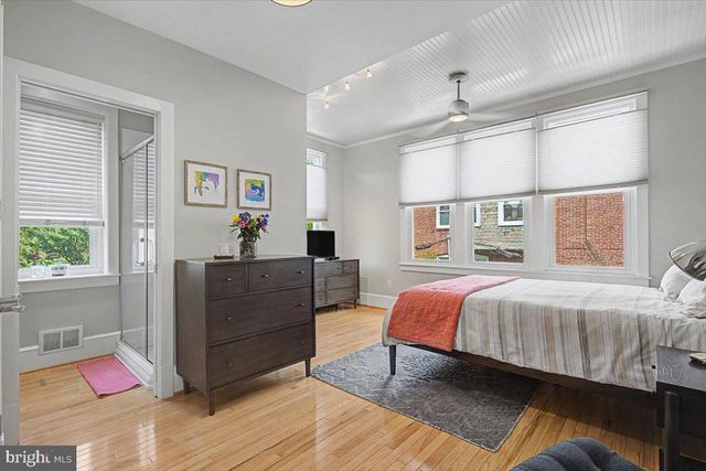 1323 WOODLAWN AVE, Wilmington, DE 19806
