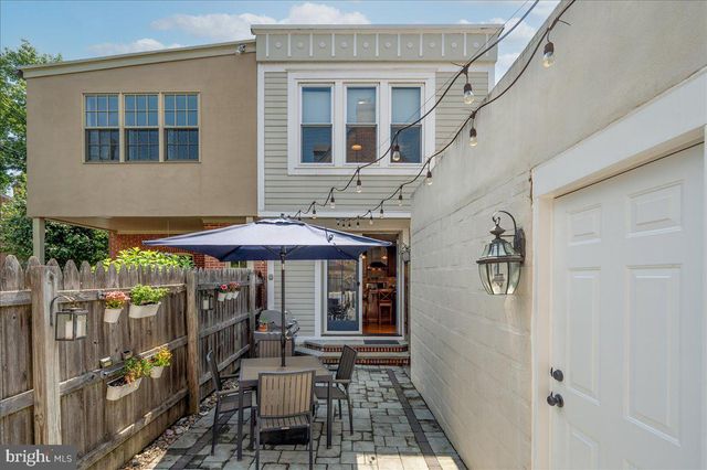 1323 WOODLAWN AVE, Wilmington, DE 19806
