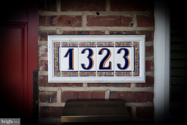 1323 WOODLAWN AVE, Wilmington, DE 19806