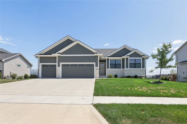 2813 NW Boulder Point Place, Ankeny, IA 50023
