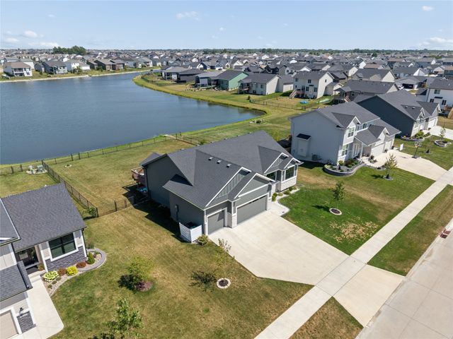 2813 NW Boulder Point Place, Ankeny, IA 50023