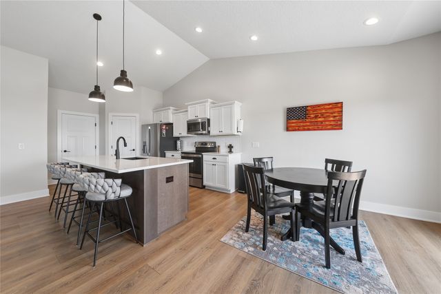 2813 NW Boulder Point Place, Ankeny, IA 50023