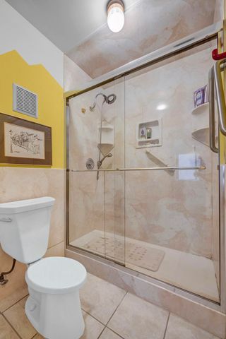 8 Eaton Place, Boynton Beach, FL 33426