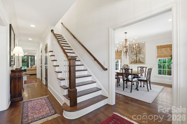 309 Hempstead Place, Charlotte, NC 28207