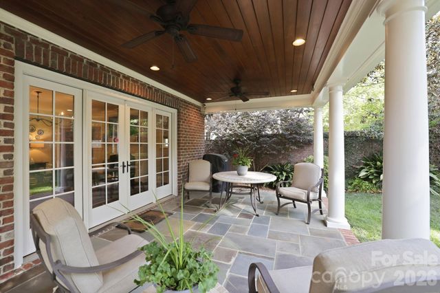 309 Hempstead Place, Charlotte, NC 28207