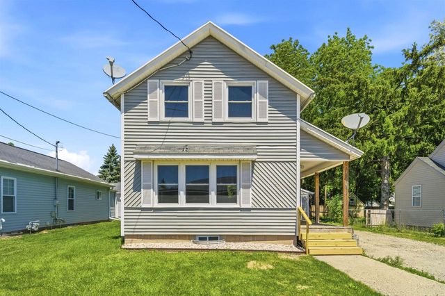 1014 W KAMPS AVENUE, Appleton, WI 54914
