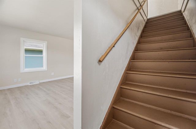 1014 W KAMPS AVENUE, Appleton, WI 54914