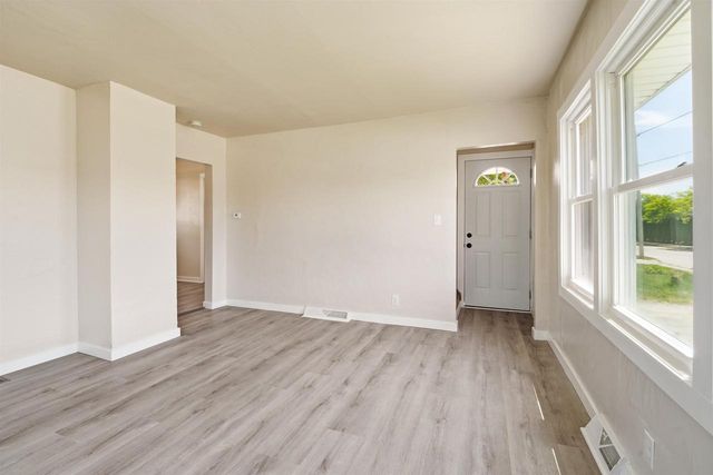 1014 W KAMPS AVENUE, Appleton, WI 54914