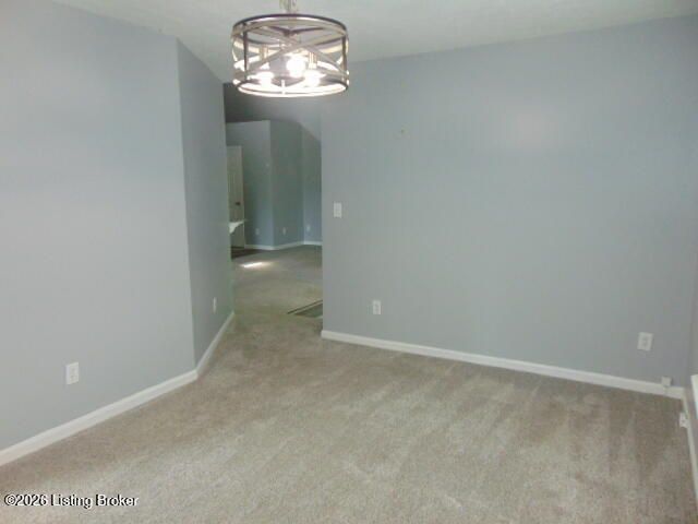 4801 Middlesex Dr, Louisville, KY 40245