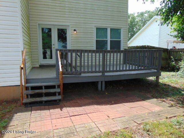 4801 Middlesex Dr, Louisville, KY 40245