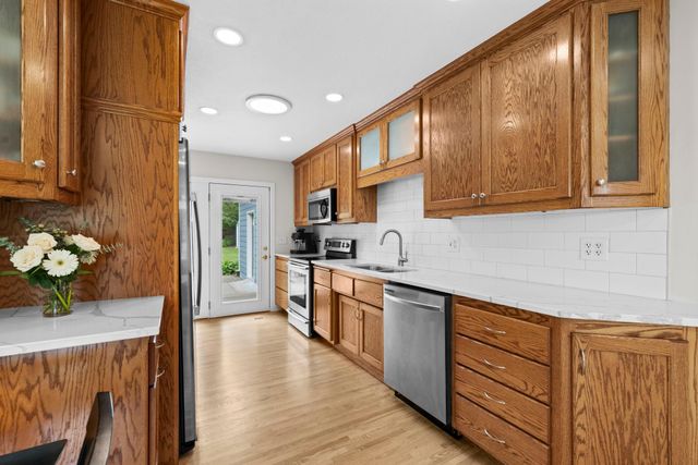 2095 Blomquist Avenue, White Bear Lake, MN 55110