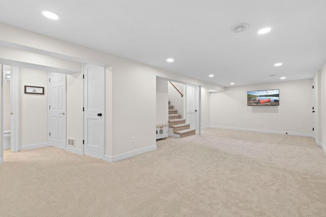 2095 Blomquist Avenue, White Bear Lake, MN 55110