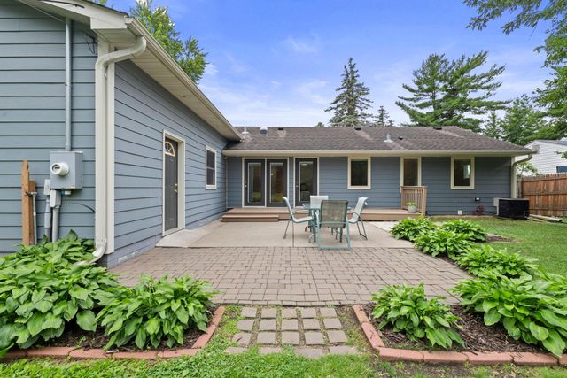 2095 Blomquist Avenue, White Bear Lake, MN 55110