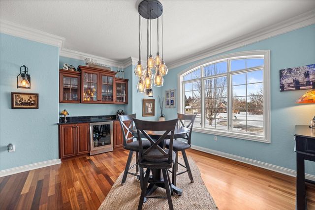 139 Legend COURT, Wales, WI 53183