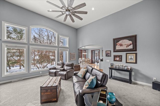 139 Legend COURT, Wales, WI 53183