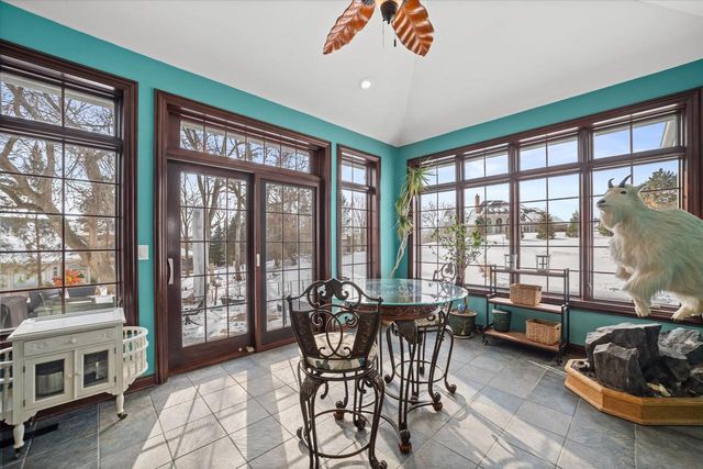 139 Legend COURT, Wales, WI 53183