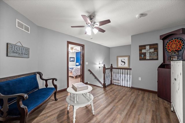 139 Legend COURT, Wales, WI 53183