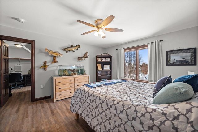 139 Legend COURT, Wales, WI 53183