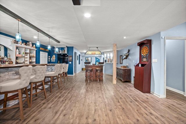 139 Legend COURT, Wales, WI 53183