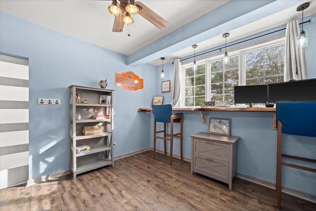 139 Legend COURT, Wales, WI 53183