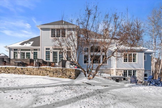 139 Legend COURT, Wales, WI 53183