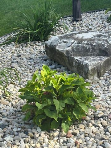 139 Legend COURT, Wales, WI 53183