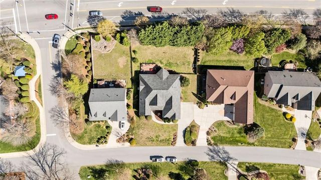 2403 North Beech Lane, Greensboro, NC 27455